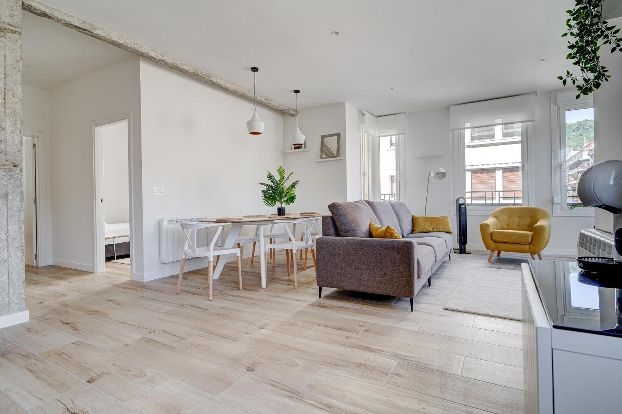 Apartamentos Gran Via By Sanse Holidays San Sebastián Kültér fotó
