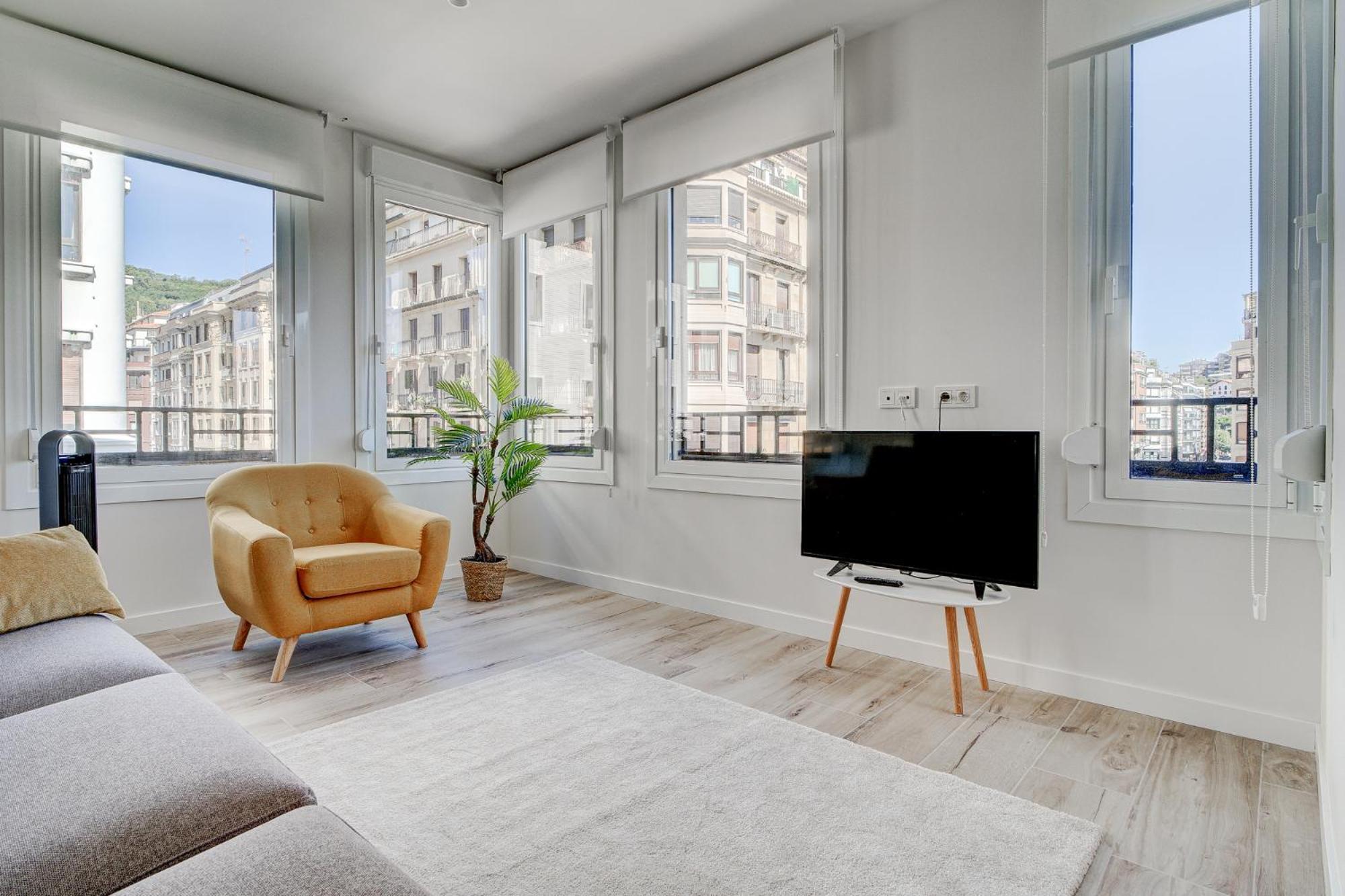 Apartamentos Gran Via By Sanse Holidays San Sebastián Kültér fotó