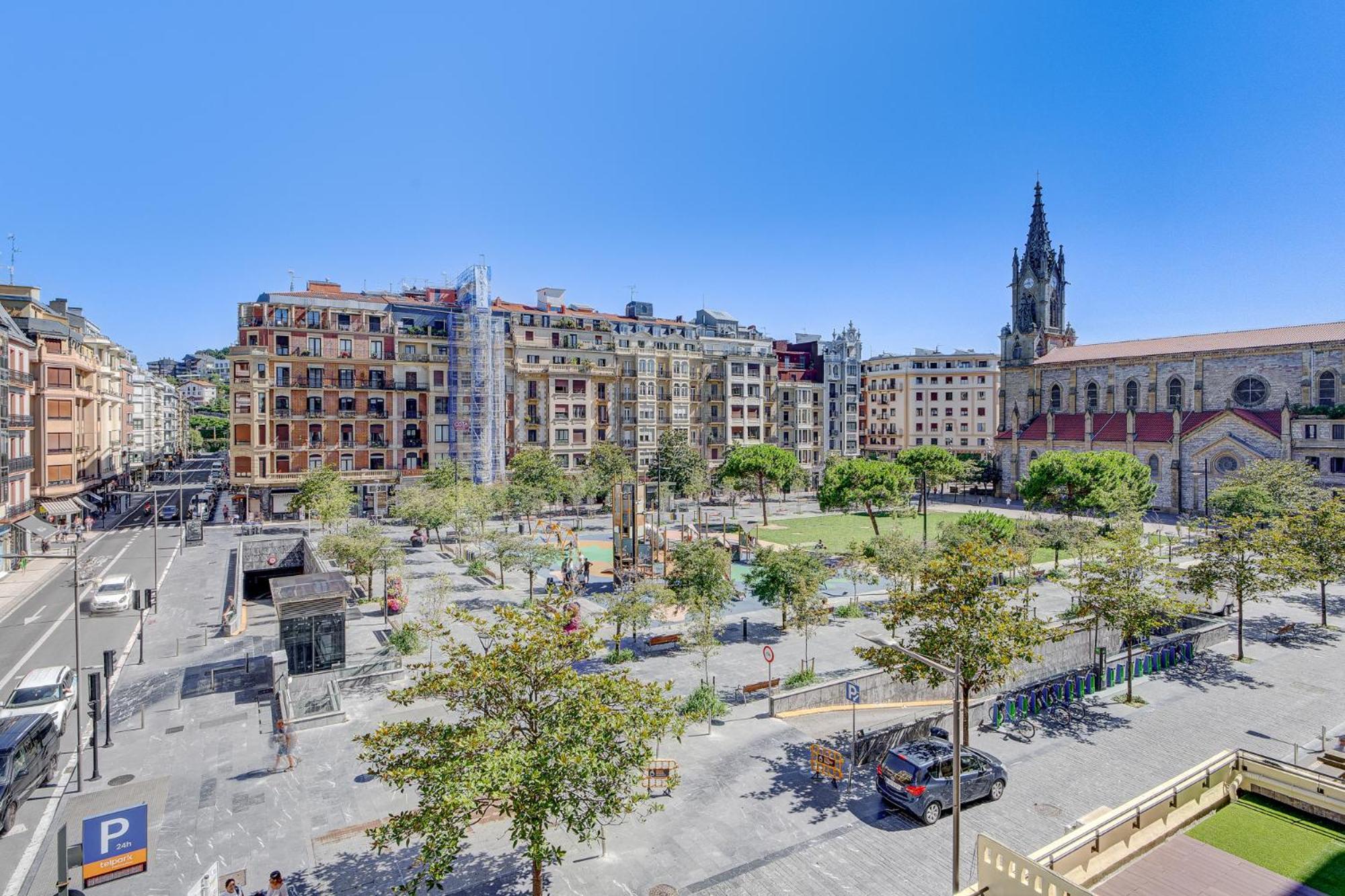 Apartamentos Gran Via By Sanse Holidays San Sebastián Kültér fotó