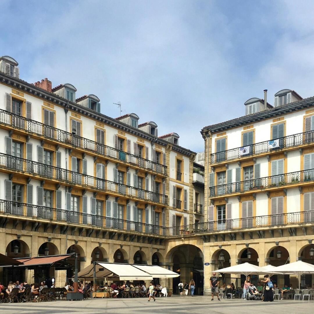 Apartamentos Gran Via By Sanse Holidays San Sebastián Kültér fotó